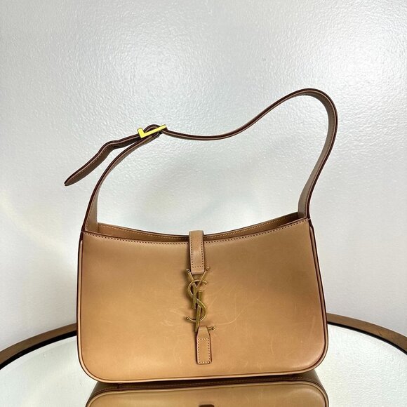 SAINT LAURENT Le 5 à 7 Leather Hobo in Vintage Brown Gold - Picture 6 of 16